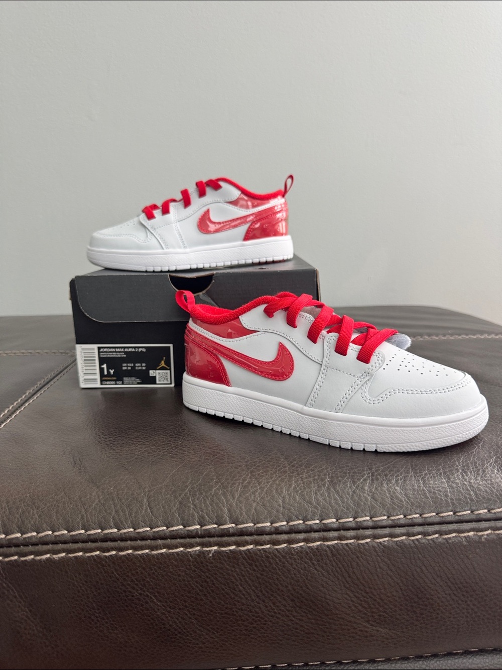 Nike Kids White and Red Low-Top Sneakers